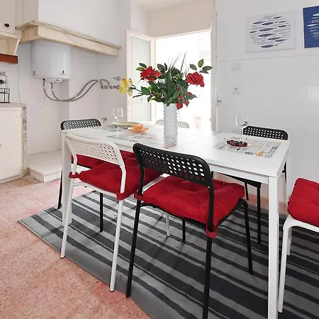 Royalty Hostel