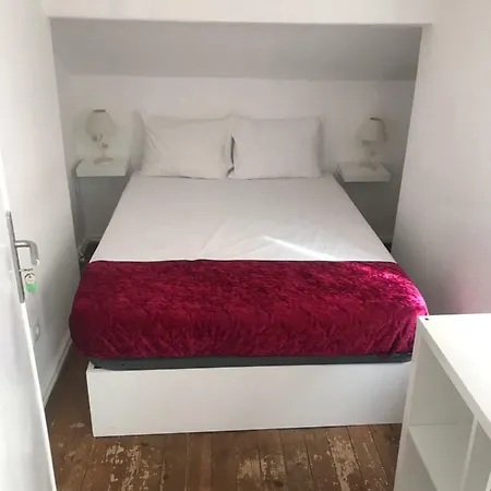Royalty Hostel