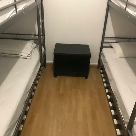 Hostel Royalty *
